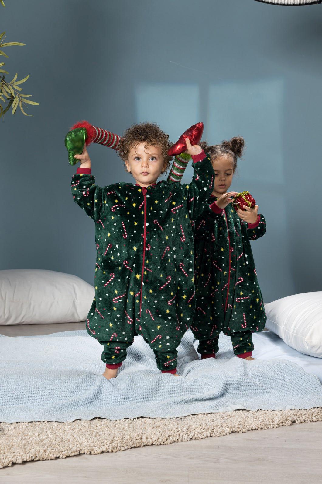 Sleeping Bag- Christmas Print- Unisex (Sizes 12m,18m,2-4yrs)