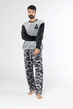 Load image into Gallery viewer, Mens&#39; Grey Star Camouflage Fleece Pyjamas (Sizes S-XXL)
